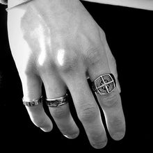 Load image into Gallery viewer, COMPASS SIGNET