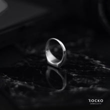 Load image into Gallery viewer, BAR SIGNET RING - Rocko Jewellery
