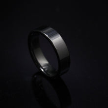 Load image into Gallery viewer, BLACK CLASSIC BAND RING - Rocko Jewellery
